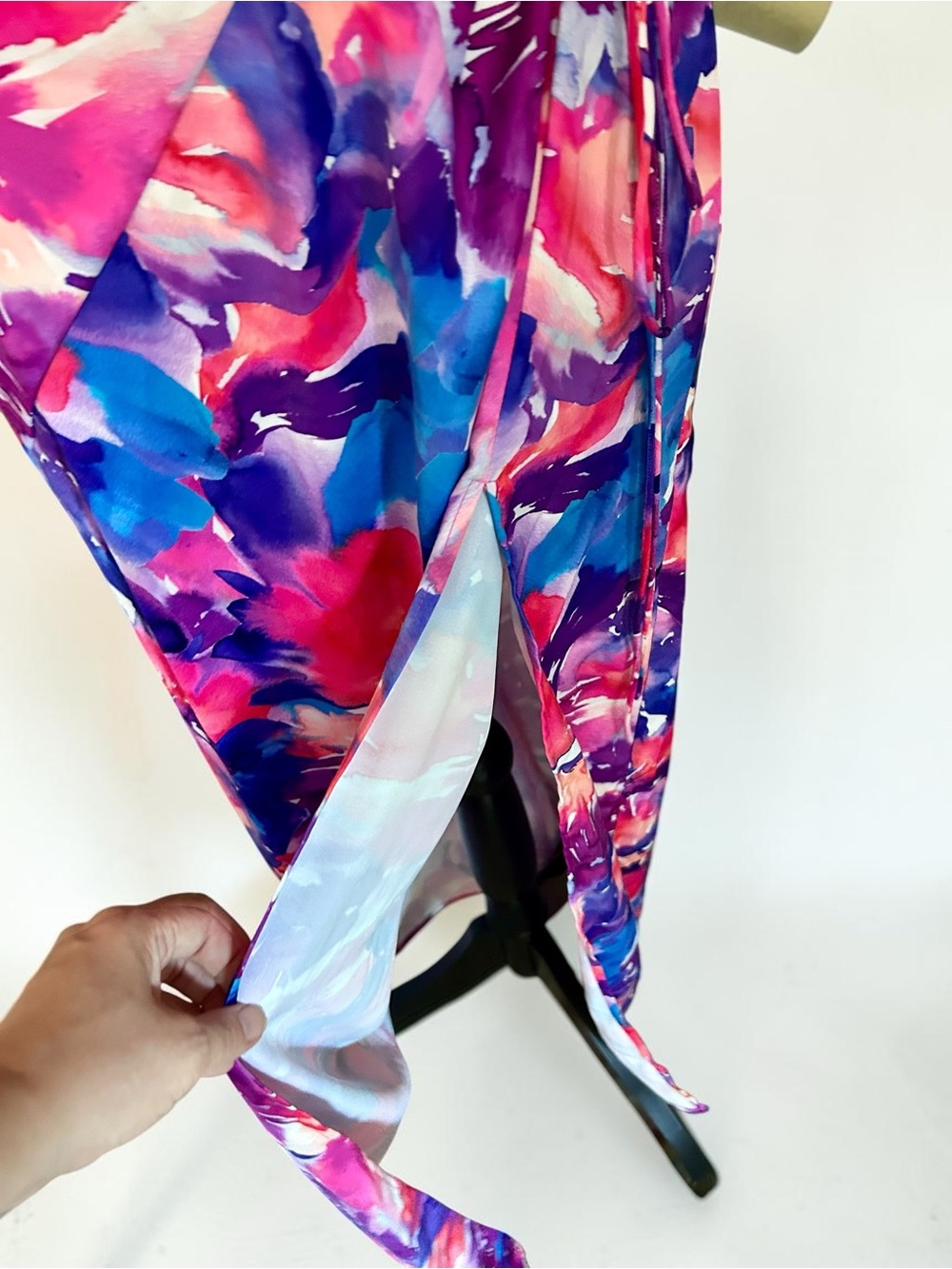For Love & Lemons Natasha Floral Satin Maxi Dress XS Cutout Vacation Resort - Picture 11 of 13